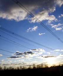 Energa oszukiwała przy umowach na prąd? UOKiK stawia zarzuty