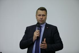 Minister edukacji Przemysław Czarnek daje przykład młodzieży. Chce schudnąć 5 kg 