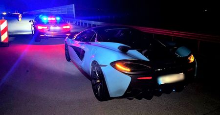 Akcja na autostradzie A1. 29-letni kierowca McLarena się doigrał