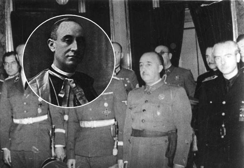 Biskup Fidel García Martínez (w kółku) sprzeciwił się generałowi Franco (na zdjęciu z Himmlerem) i polecił ogłoszenie papieskiej encykliki potępiającej faszyzm i komunizm (Bundesarchiv, Bild 183-L15327 / CC-BY-SA 3.0)
