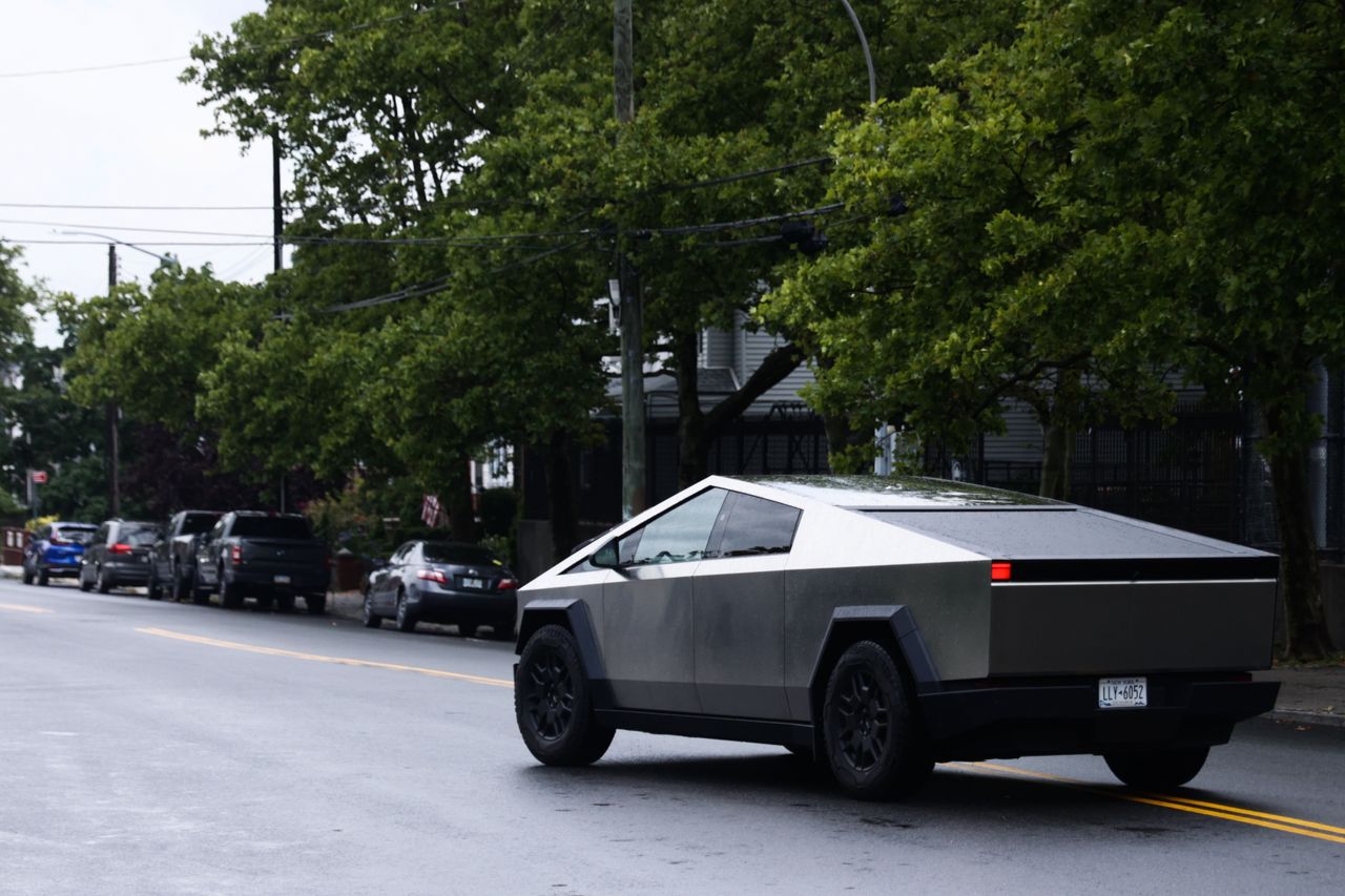 Tesla Cybertruck