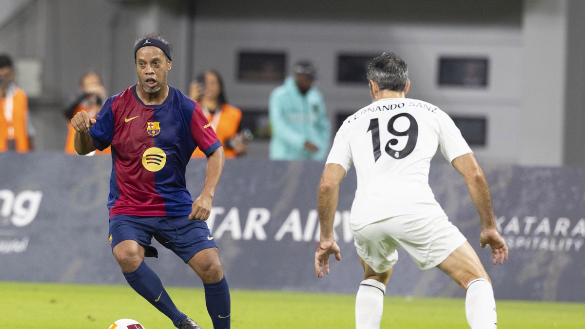 Getty Images / Anadolu / Ronaldinho w meczu z legendami Realu Madryt