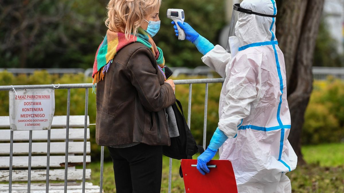 Koronawirus w Polsce. Od soboty nowe ograniczenia