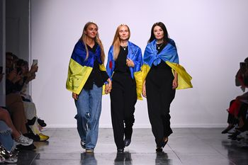 Pokazy mody mimo wojny. W Kijowie odbędzie się fashion week