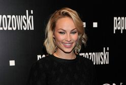 "Piąty stadion": Weronika Książkiewicz jako dama w czerni