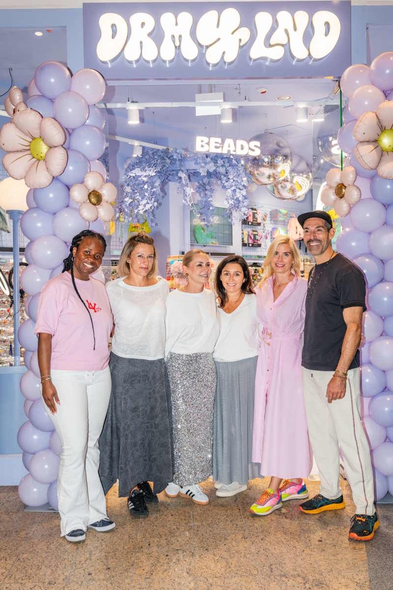 Lauren Eyaife, Joanna Nowakowska, Małgorzata Stryjewska,Natalia Grudziecka, Maja Szyrocka, Mikael Söderlindh