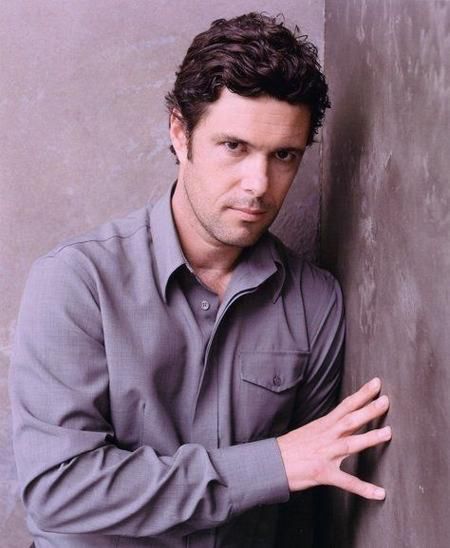 Tony Almeida