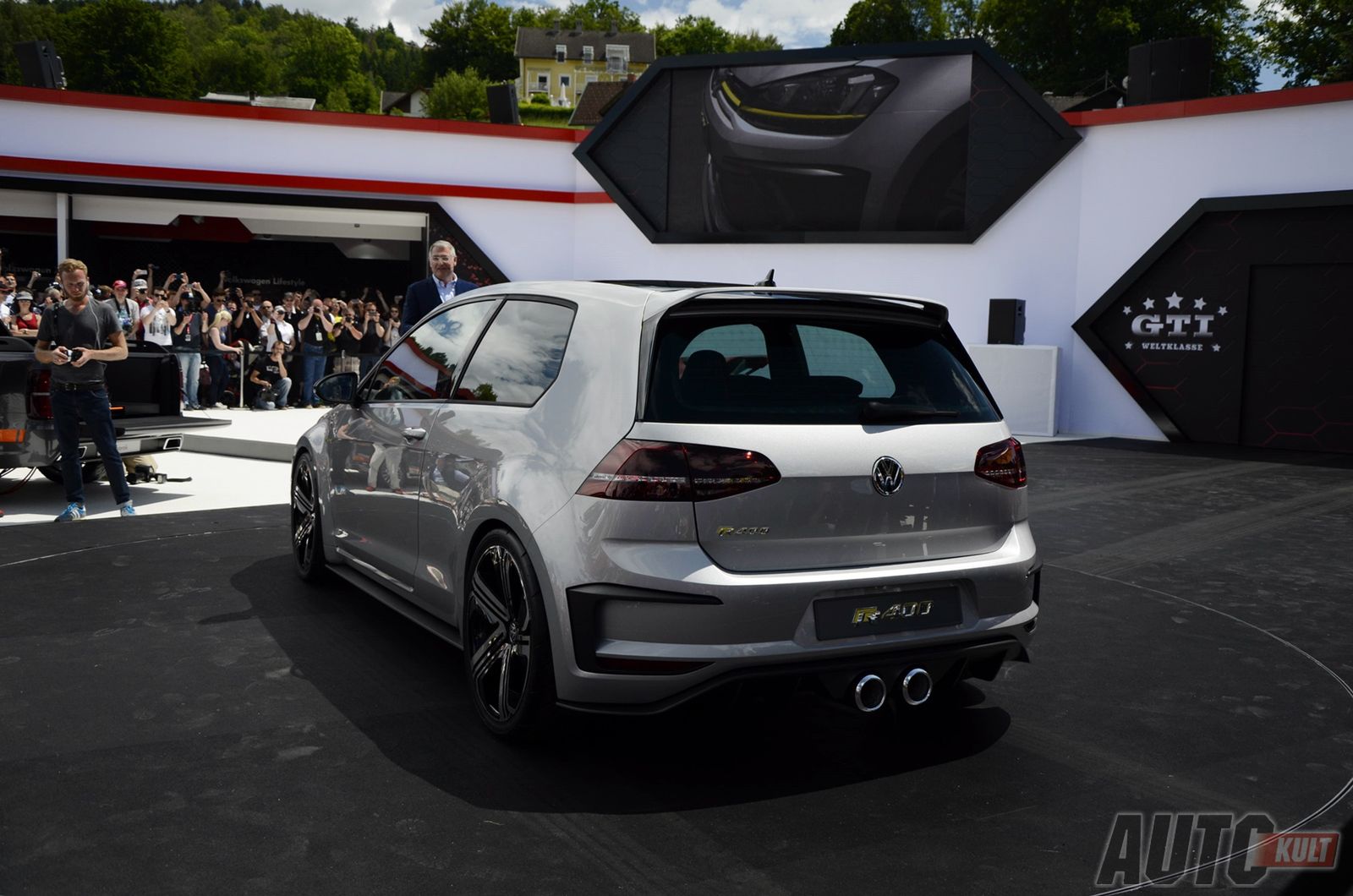 33. GTI Treffen am Wörthersee - VW GTI Roadster Concept & Golf R400 [galeria] 21