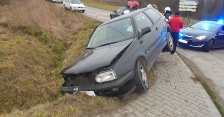 Wypadek drogowy w Sarniej Zwoli