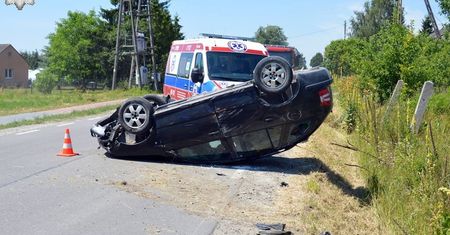 Dachowanie pod Zamościem. Za kierownicą pijana 36-latka