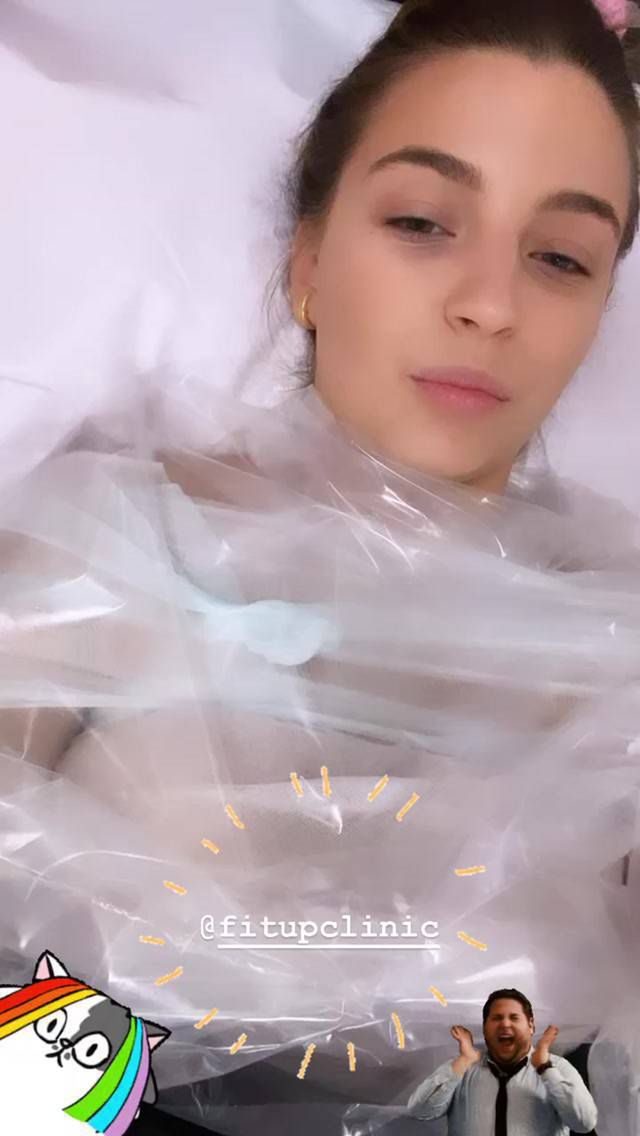 Julia Wieniawa korzysta z zabiegów