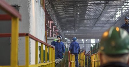 Praca szuka człowieka. W tej branży dają nawet 9800 zł na start