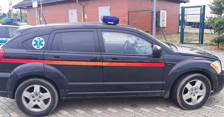 Zatrzymali "polską karetkę". Niemcy zapakowali wszystkich za kraty