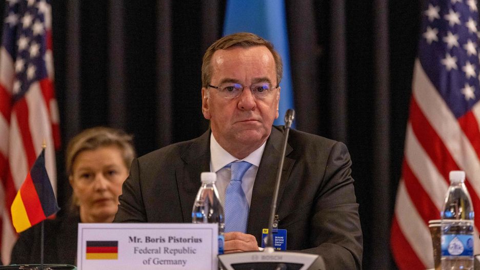 Temporary
German Defence Minister Boris Pistorius attends an in-person Ukraine Defense Contact Group meeting at Ramstein Air Base, southwestern Germany, on April 21, 2023. - The United States are hosting the meeting to discuss further support for Ukraine after President Volodymyr Zelensky pushed Western allies to send more fighter jets and long-range missiles. Representatives from around 50 countries gather at the US Ramstein Air Base to coordinate their backing for Kyiv, as battles with Russia rage in the east of the country. (Photo by ANDRE PAIN / AFP)
ANDRE PAIN