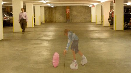 Rozjechałbyś dziewczynkę bawiącą się na drodze?! 1