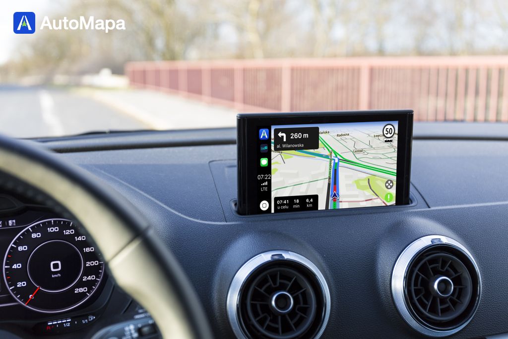 AutoMapa w Apple CarPlay.