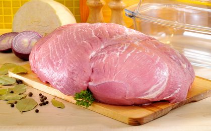 Polacy wciąż nie są przekonani do paczkowanego mięsa