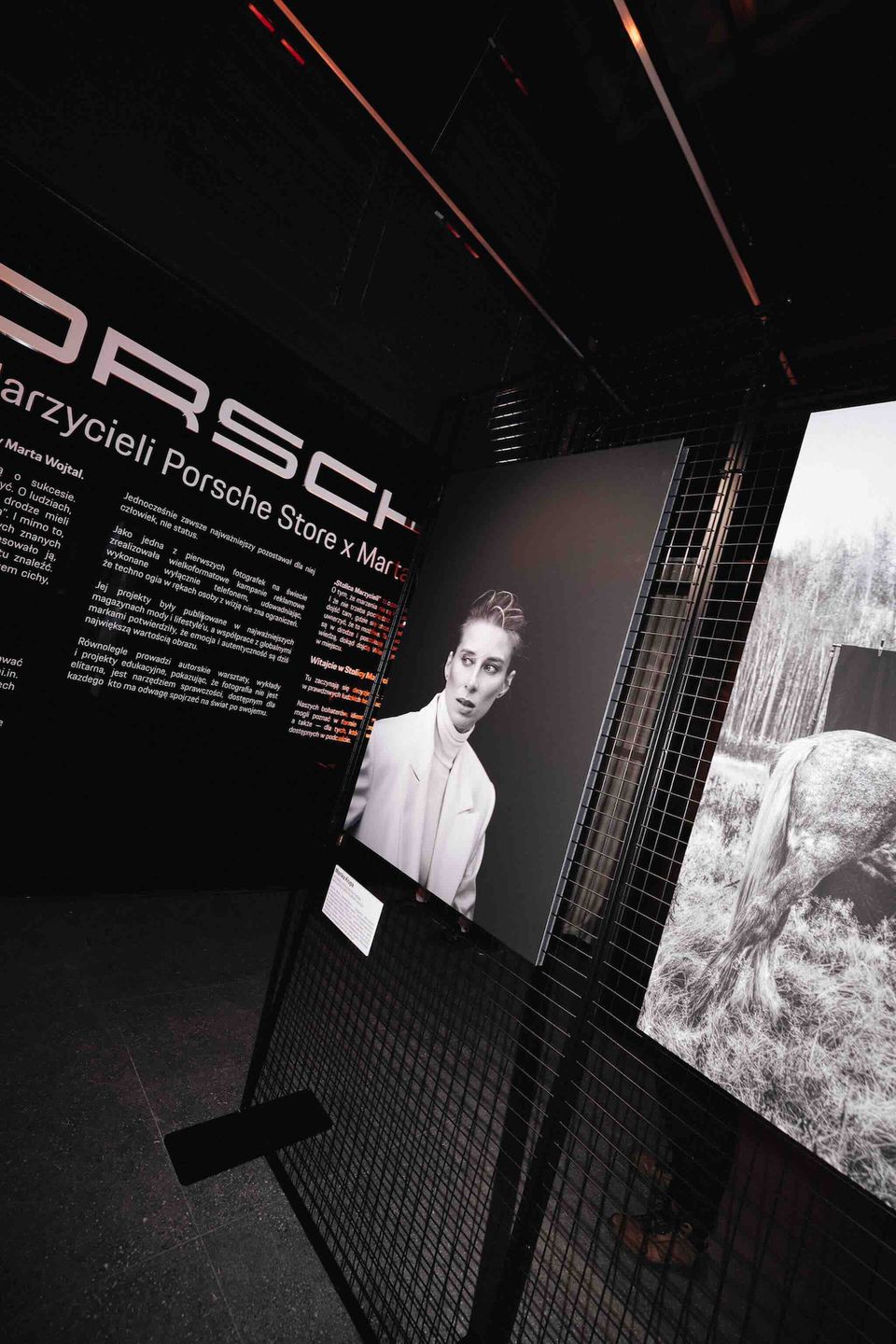 Wystawa "Stolica Marzycieli" w Porsche Store Warszawa