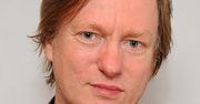 Michel Faber: ''Panuje moda, żeby literatura młodzieżowa była o śmierci, wojnie płci, depresji. Ja chcę zabrać młodzież na pełną przygód wyprawę"
