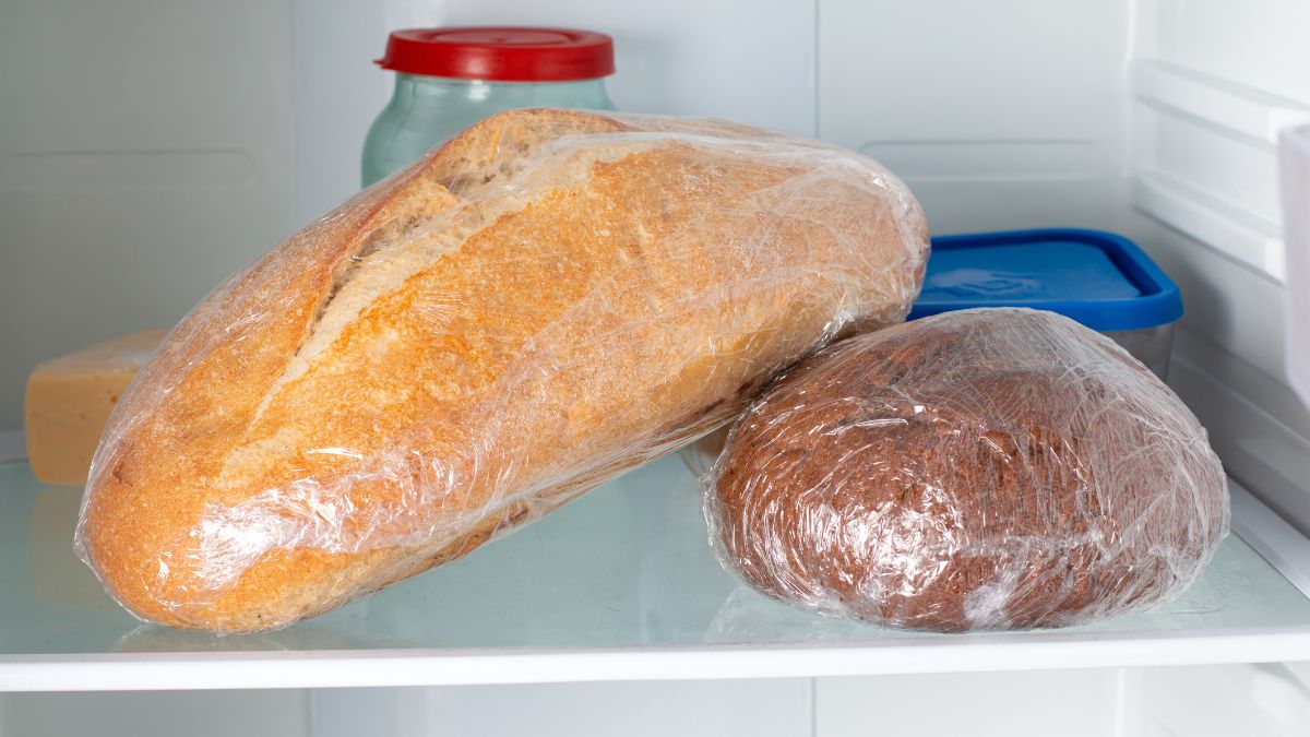 Dlaczego warto przechowywać pieczywo w lodówce?
