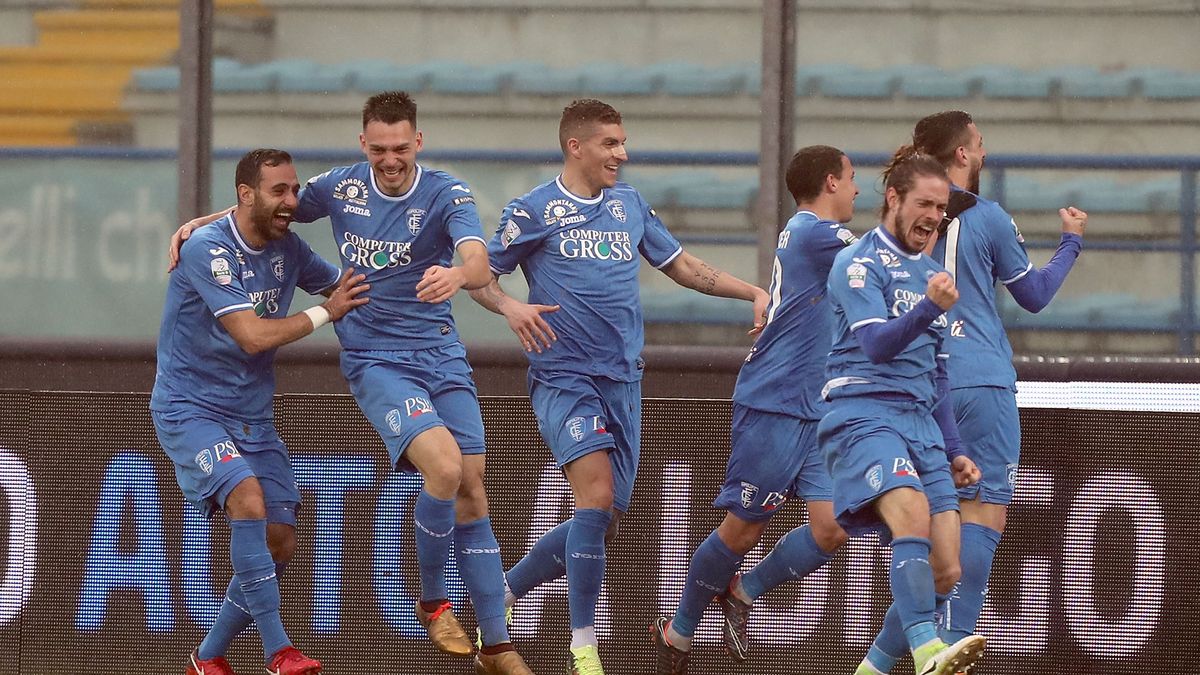 Zdjęcie okładkowe artykułu: Getty Images / Gabriele Maltinti / Na zdjęciu piłkarze Empoli FC