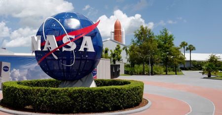 USA zaostrzają politykę wobec chińskich naukowców. Nie polecą w kosmos z NASA
