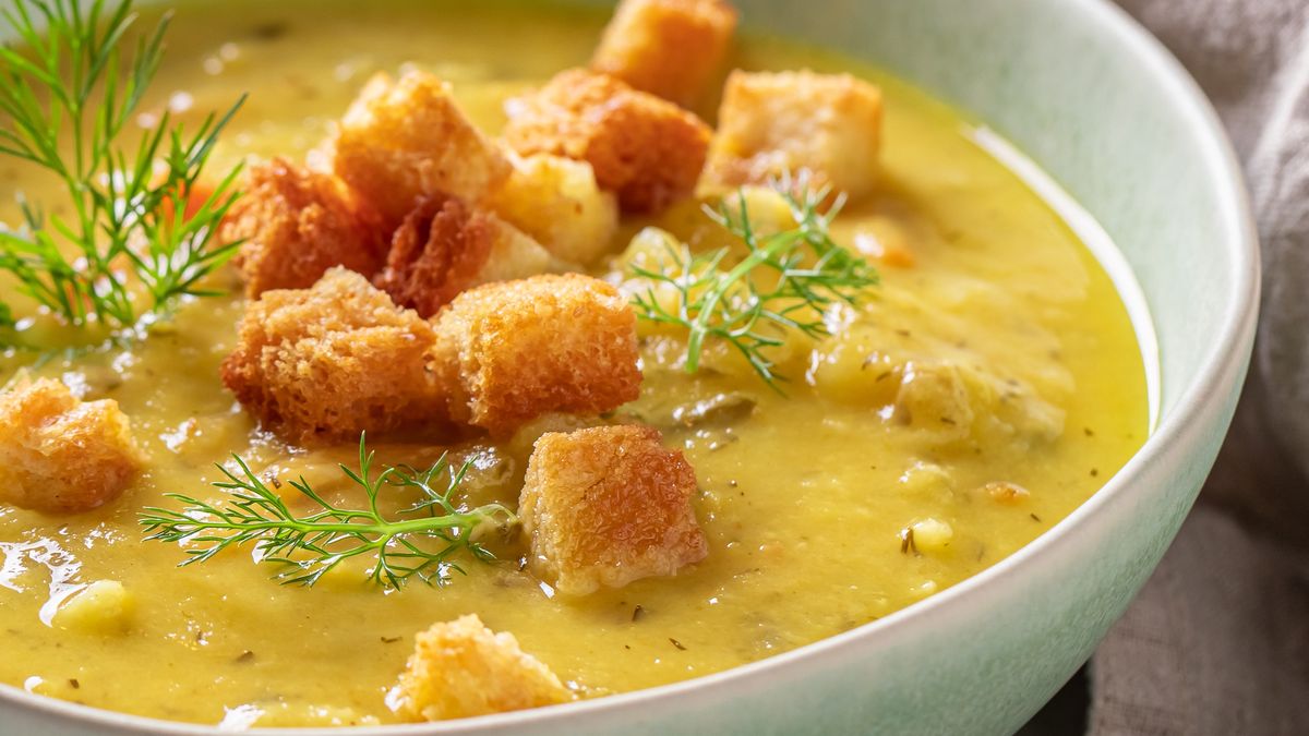 Zupa krem z kiszonych ogórków