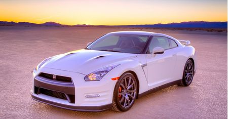 2013 Nissan GT-R - odświeżona Godzilla [galeria]