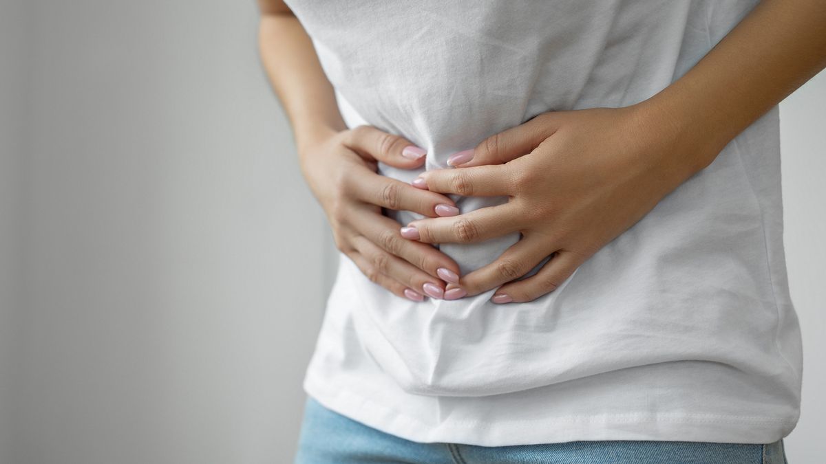Hands holding uterus, female reproductive system
Hands holding uterus, female reproductive system
bymuratdeniz