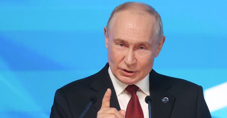 Putin grozi krajom Zachodu. "Chcą z nami walczyć cudzymi rękami"