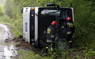 Wypadek autokaru z przedszkolakami