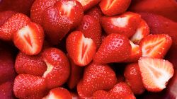 Uczulenie na truskawki - objawy, leczenie, jak sobie radzić, alergia krzyżowa