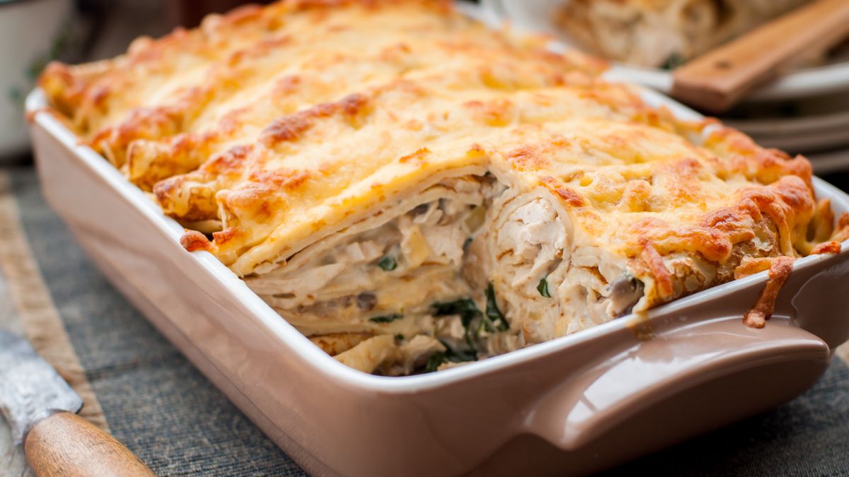 Zapiekane naleśniki z kurczakiem rozpływają się w ustach