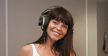 Edyta Herbuś w obcisłej koszulce