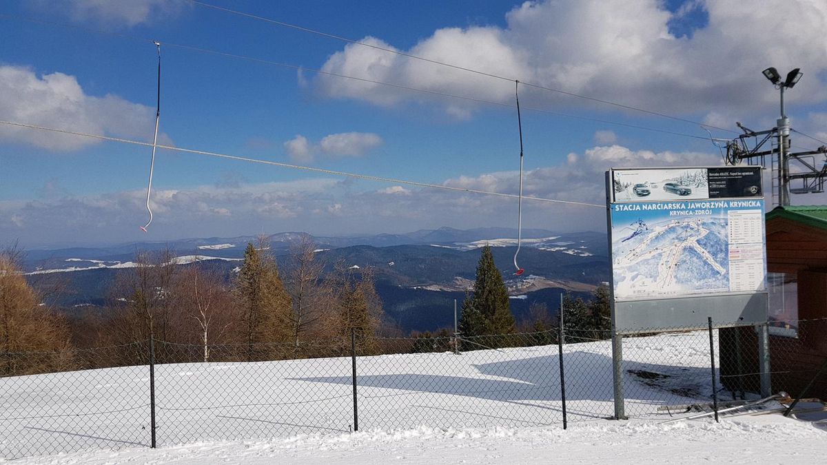 Zamknięte hotele, restauracje i stoki. Południowa Polska każdego dnia traci przez obostrzenia