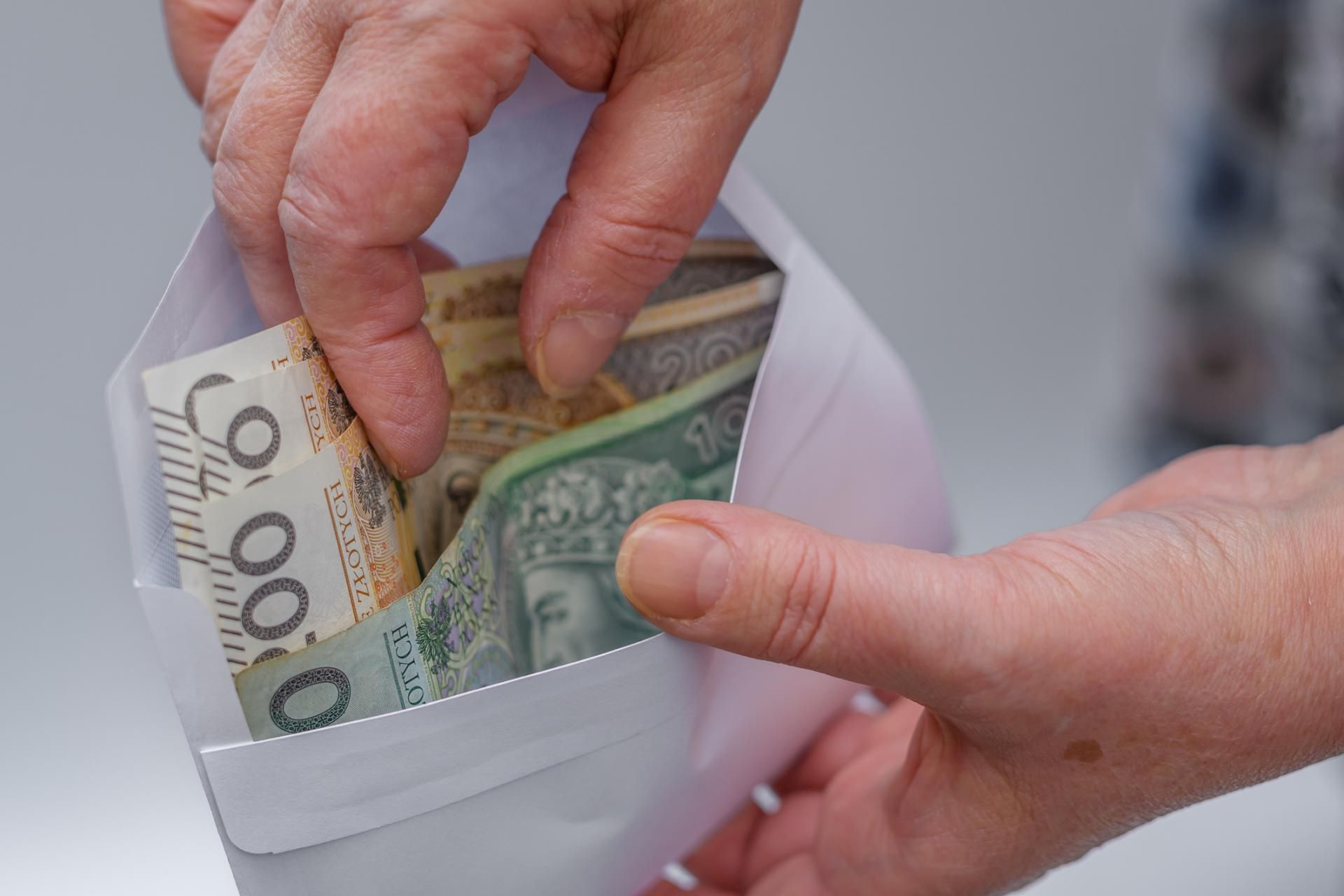 Świadczenie wzrośnie od marca. ZUS podał nową kwotę dodatku dopełniającego