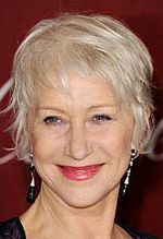 Onieśmielająca Helen Mirren parzy wodę w mikrofalówce