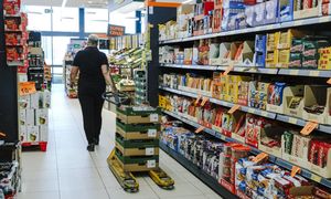 Biedronka szuka pracowników na weekendy. Tyle można zarobić