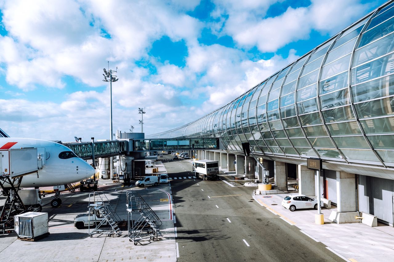 Charles de Gaulle Airport in Paris is facing paralysis just before the Olympics.