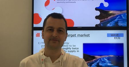 Mogą pobić farmy wiatrowe. Znaleźli sposób na pozyskiwanie energii z fal morskich