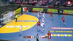 Kapitalna reakcja i gol polskiego bramkarza! Ależ rzut Kornackiego