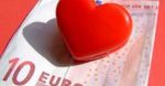 Ile wydamy z okazji Walentynek?