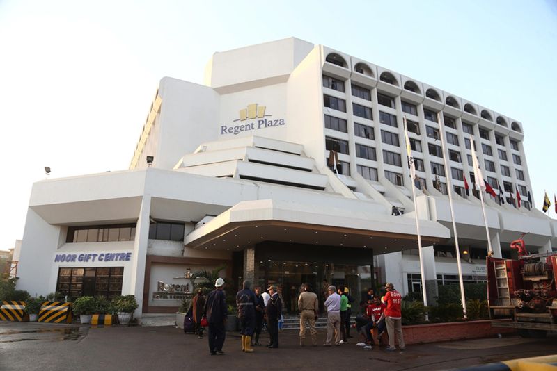 Turyści zginęli w pożarze luksusowego hotelu w Karaczi. Co najmniej 11 zabitych
