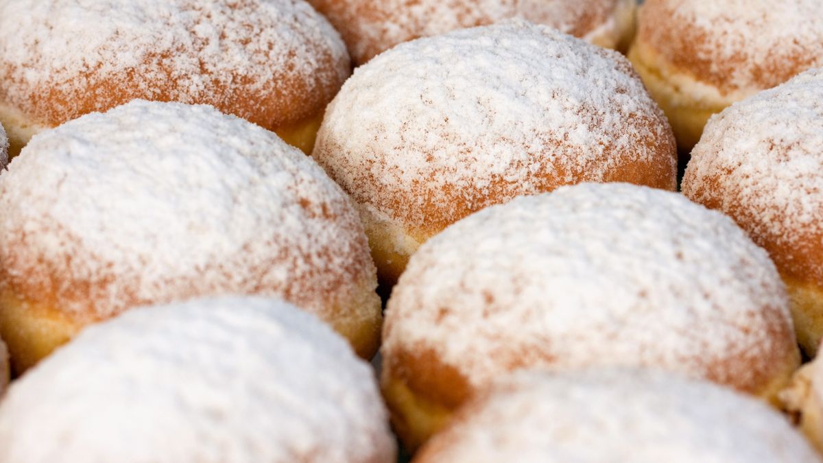 Najlepszy sposób na nadziewanie pączków