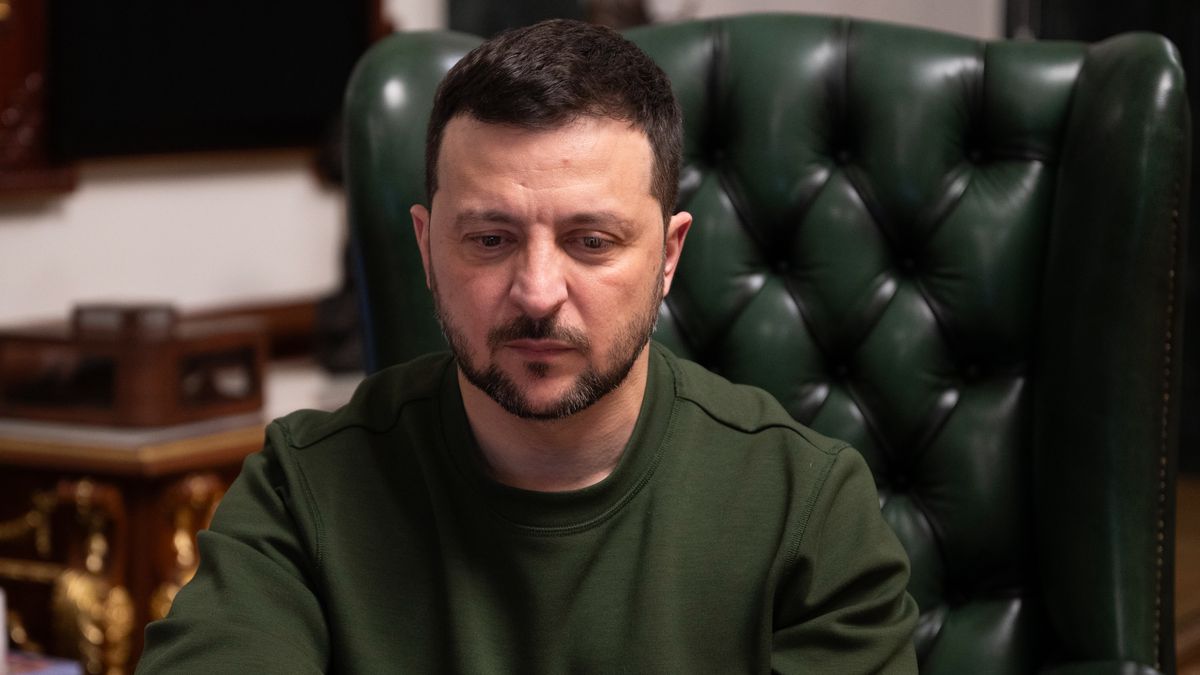 KYIV, UKRAINE - MARCH 08: (----EDITORIAL USE ONLY - MANDATORY CREDIT - 'UKRAINIAN PRESIDENCY / HANDOUT' - NO MARKETING NO ADVERTISING CAMPAIGNS - DISTRIBUTED AS A SERVICE TO CLIENTS----) Ukrainian President Volodymyr Zelenskyy, held a conversation via video conference with Mstislav Chernov, the director of the documentary film '20 Days in Mariupol' in Kyiv, Ukraine on March 08, 2024. Zelenskyy, congratulated him on receiving an award from the US Directors Guild, a BAFTA award and a nomination for this year's Oscar. (Photo by Ukrainian Presidency/Anadolu via Getty Images)