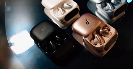 Narzędzie idealne we współczesnym biznesie. soundcore Liberty 5 Pro i Liberty 5 Pro Max wchodzą do gry