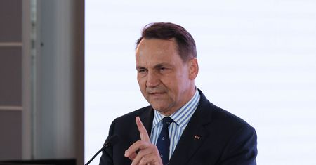 "Jestem oszołomiony". Sikorski komentuje orędzie Nawrockiego