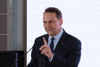 "Jestem oszołomiony". Sikorski komentuje orędzie Nawrockiego