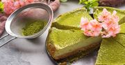 Ten zielony sernik bez pieczenia zrobi wrażenie na gościach. Nie ma w nim ani jajek, ani żelatyny