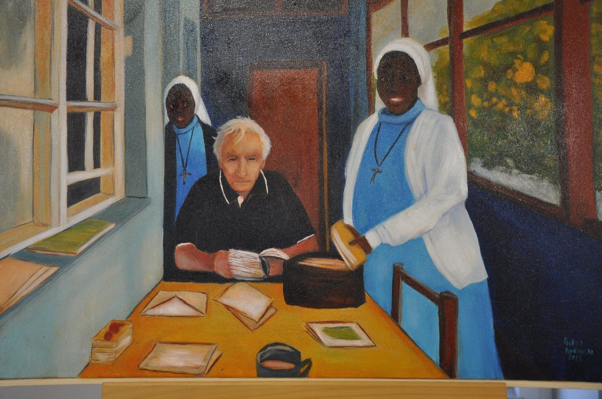 Wystawę poświęcona księdzu Marcelemu Prawicy można oglądać w KSWP w Końskich